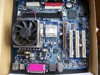 電子產(chǎn)品主板回收與家電銷售 深圳市場的機遇與挑戰(zhàn)